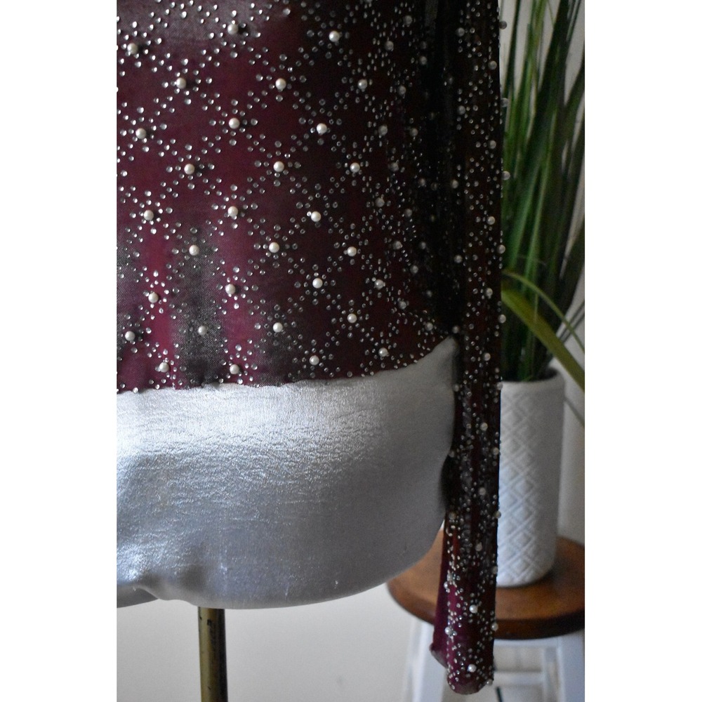 Faded Rose Mesh Top Women Large Burgundy Modern Pearl Rhinestone Embellished M8 - Picture 4 of 10